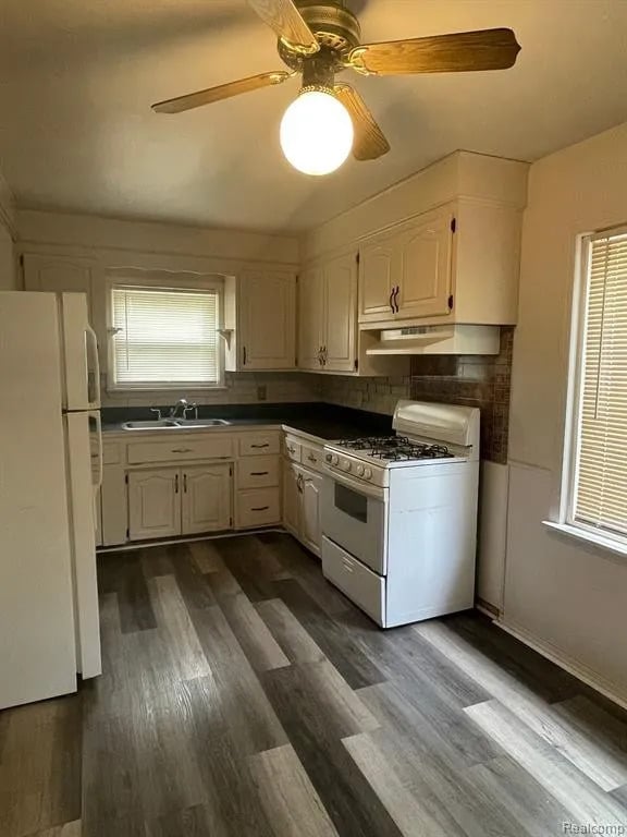 32851 Linderman Ave in Warren, MI - Building Photo - Building Photo