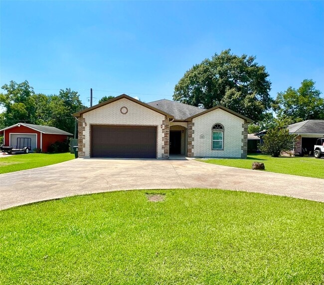 property at 216 Thorn Ridge St