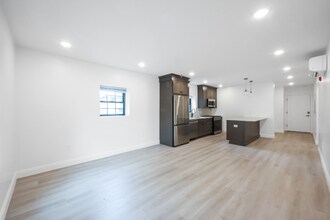 126 Adelaide Ave in Providence, RI - Building Photo - Building Photo