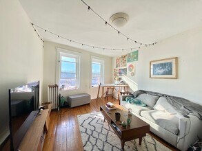 31 Orkney Rd, Unit 56 in Boston, MA - Foto de edificio - Building Photo