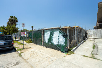 5533 Virginia Ave in Los Angeles, CA - Building Photo - Building Photo