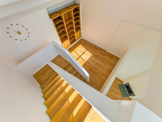 14 Reef St in Marina Del Rey, CA - Building Photo - Building Photo