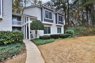 58 Fair Haven Way in Smyrna, GA - Building Photo