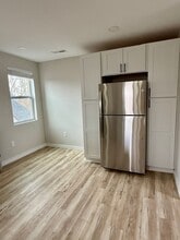 939 Chateau Ave in Cincinnati, OH - Foto de edificio - Building Photo