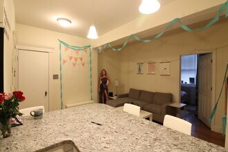 2001 Commonwealth Ave in Boston, MA - Building Photo - Building Photo