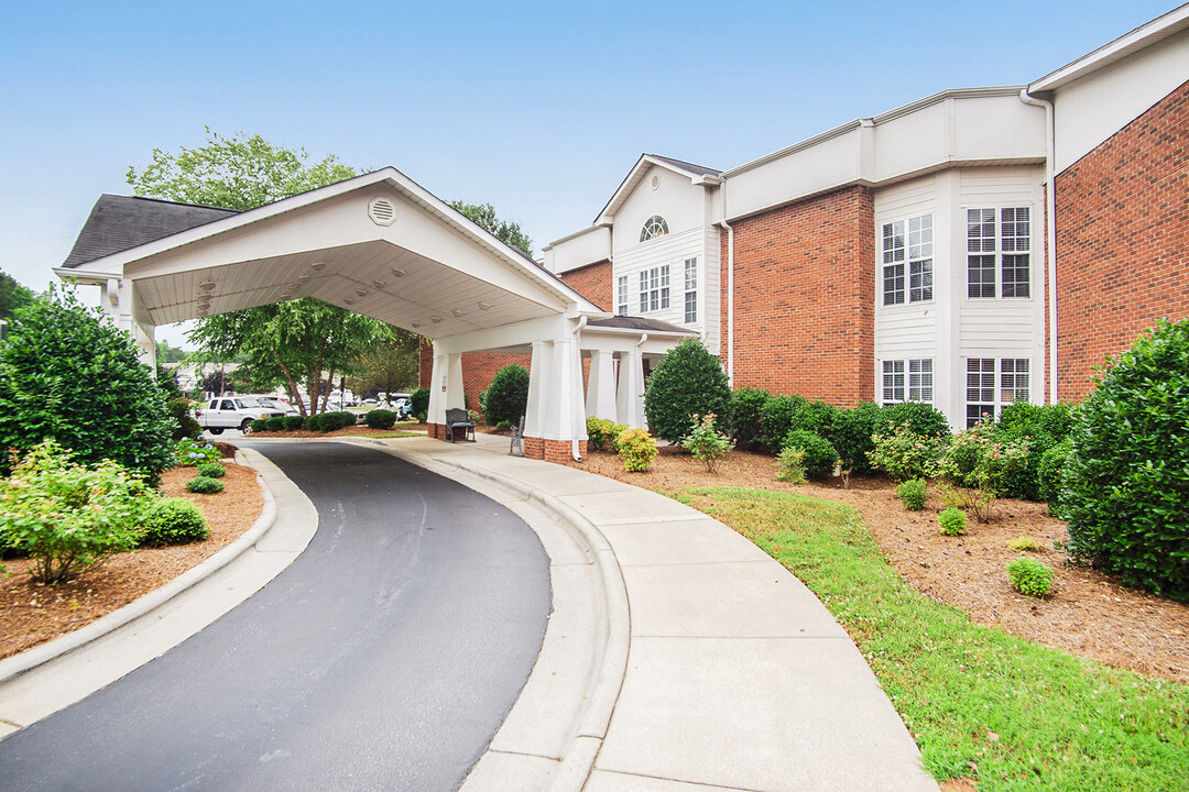 Villas On Lash in Salisbury, NC - Building Photo