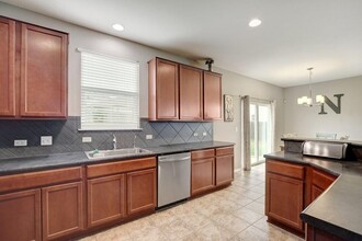 191 Cushman Dr in Kyle, TX - Building Photo - Building Photo