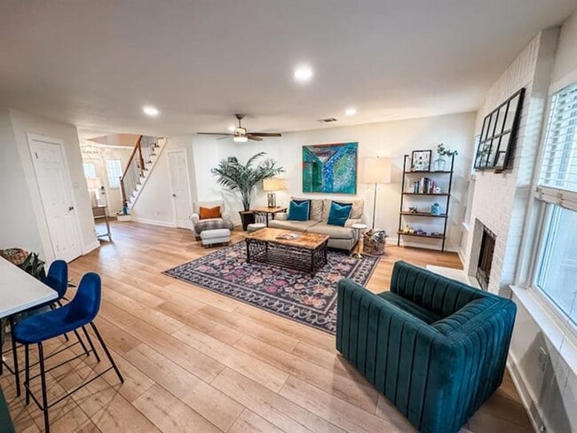 12904 Humphrey Dr in Austin, TX - Building Photo - Building Photo