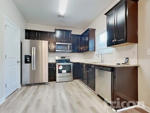 777 Galveston Way in Mcdonough, GA - Foto de edificio - Building Photo