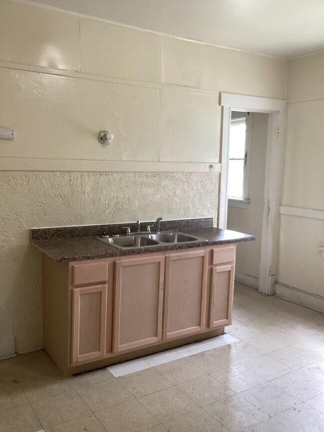 property at 2903 N 17th St