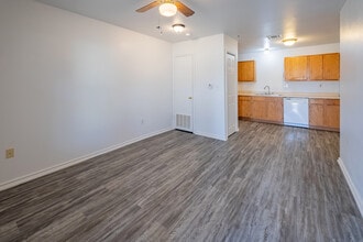 Stillwater Melrose A 62+ Community in Stillwater, OK - Building Photo - Interior Photo