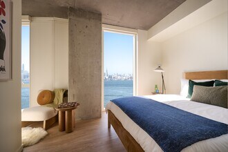 Isle House in San Francisco, CA - Foto de edificio - Building Photo