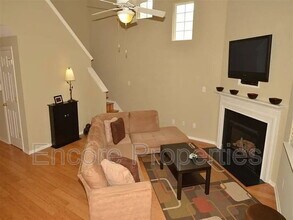 6225 Saybrooke Dr in Raleigh, NC - Building Photo - Building Photo