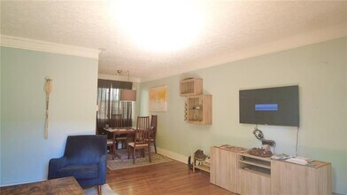 411 10th St NE in Atlanta, GA - Building Photo - Building Photo