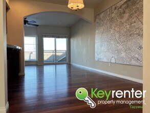 2103 S G St in Tacoma, WA - Building Photo - Building Photo