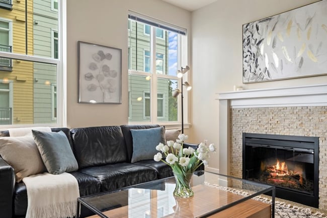 16141 Cleveland St in Redmond, WA - Building Photo - Building Photo