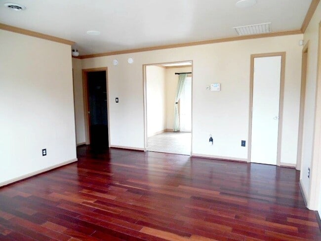 202 Sandy Dr in Jacksonville, NC - Building Photo - Building Photo