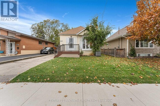 property at 39 Delena Ave N