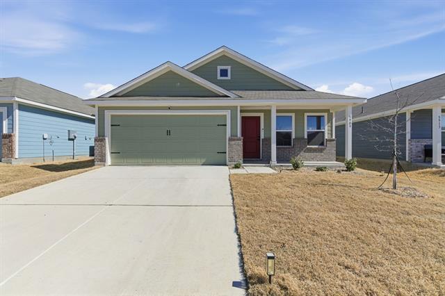 5909 Cherry Holw Wy in Princeton, TX - Building Photo