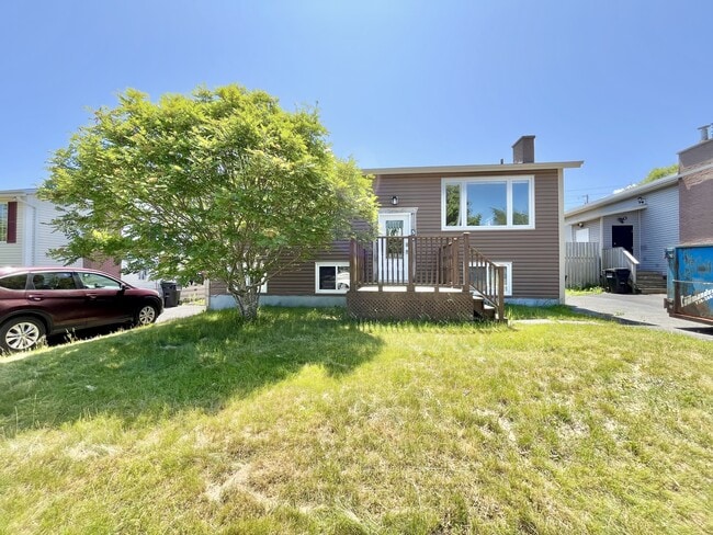 51 Forbes St in St John's, NL - Building Photo - Building Photo