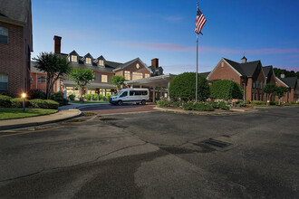 Town Village Audubon Park in Memphis, TN - Building Photo - Building Photo