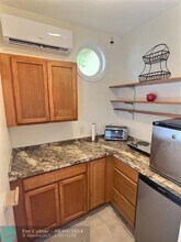 1501 NE 5th Ct-Unit -FRONT in Fort Lauderdale, FL - Building Photo - Building Photo