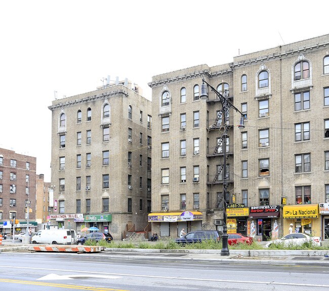 1398 Grand Concourse in Bronx, NY - Building Photo - Building Photo