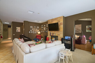9 Cartier Ct in Rancho Mirage, CA - Building Photo - Building Photo