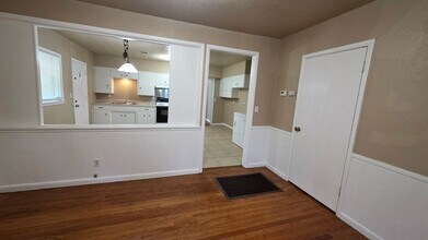 223 NW 24th St in Oklahoma City, OK - Building Photo - Building Photo