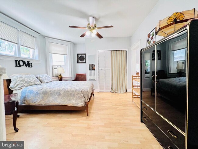 property at 726 Rock Creek Church Rd NW