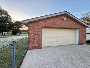 113 Meadow Ln in Bardstown, KY - Building Photo - Building Photo