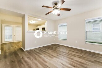 11815 Prickly Pear Way in Seffner, FL - Building Photo - Building Photo