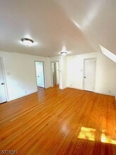 796 Fairview Ln in Cliffside Park, NJ - Building Photo - Building Photo