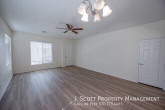 4540 E Sundance Ave in Gilbert, AZ - Building Photo - Building Photo