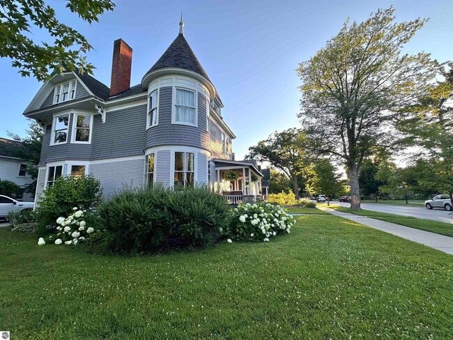 property at 544 E State St