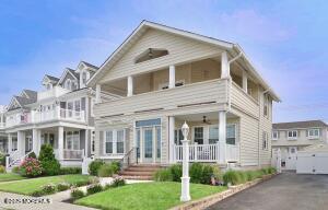 110 Fifth Ave in Belmar, NJ - Building Photo