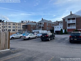 1730 Commonwealth Ave, Unit 1730 in Boston, MA - Foto de edificio - Building Photo