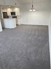 1372 Nicolette Ave, Unit #1636 in Chula Vista, CA - Foto de edificio - Building Photo