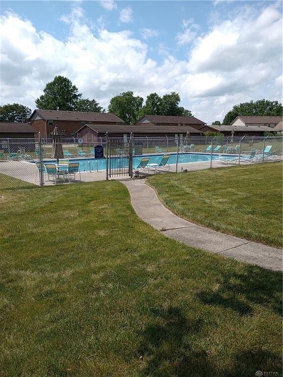 1625 Villa S Dr in Dayton, OH - Building Photo - Building Photo