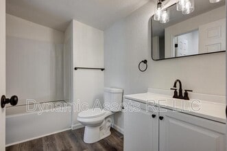 705 N Cayuga St in Frontenac, KS - Building Photo - Building Photo