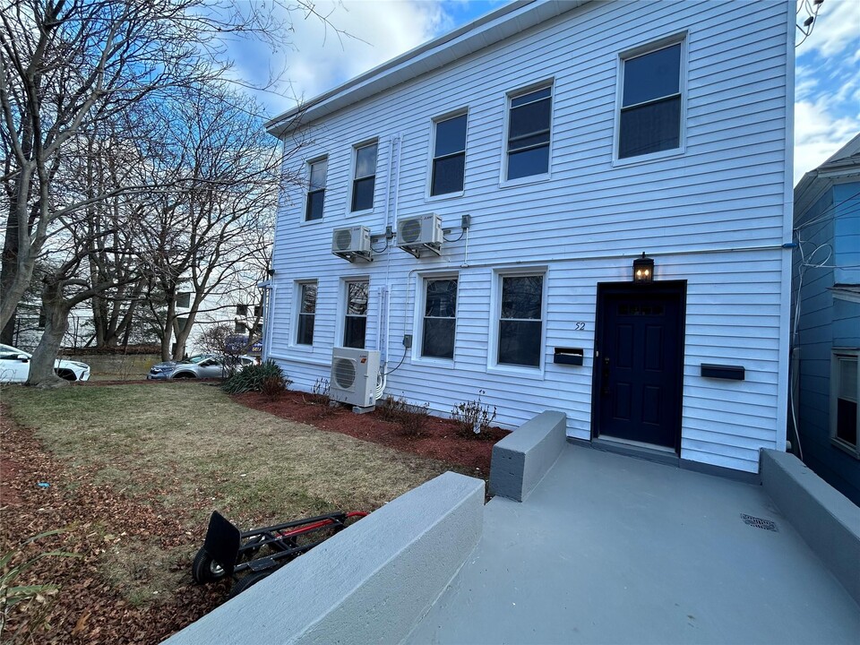 52 Rogers St in Tuckahoe, NY - Building Photo