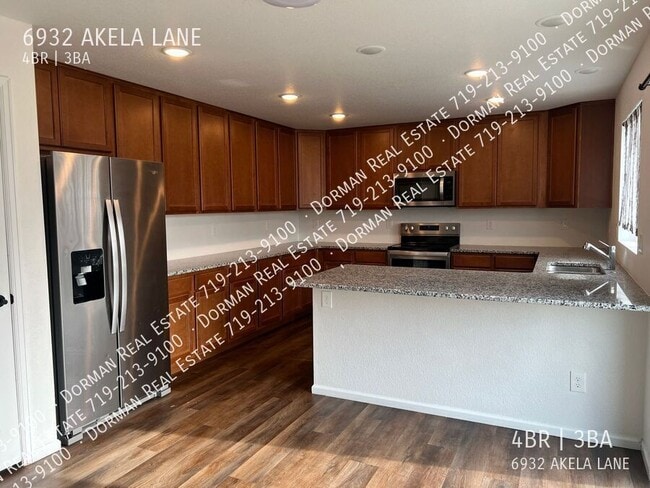 6932 Akela Ln in Colorado Springs, CO - Building Photo - Building Photo