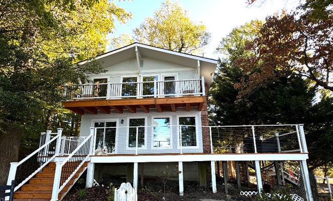 property at 1387 N Independence Dr