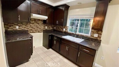 10816 Yukon Ave S in Inglewood, CA - Building Photo - Building Photo