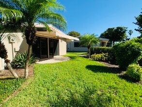 500 Park Blvd S, Unit 77 in Venice, FL - Building Photo - Building Photo