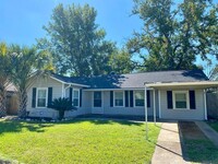 1505 Ebony Ln in Houston, TX - Foto de edificio - Building Photo