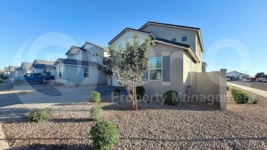 145 E Mint Ln in San Tan Valley, AZ - Building Photo - Building Photo