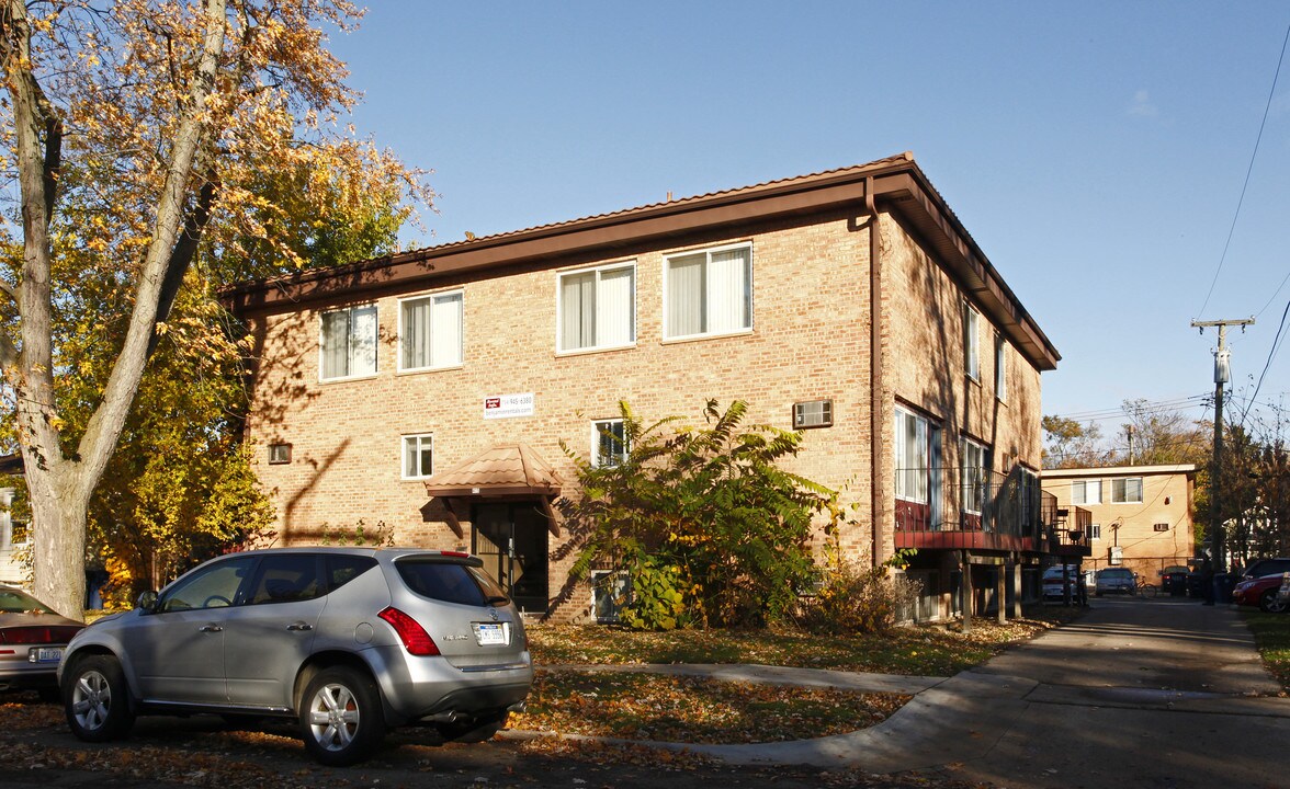 415 Benjamin St in Ann Arbor, MI - Foto de edificio