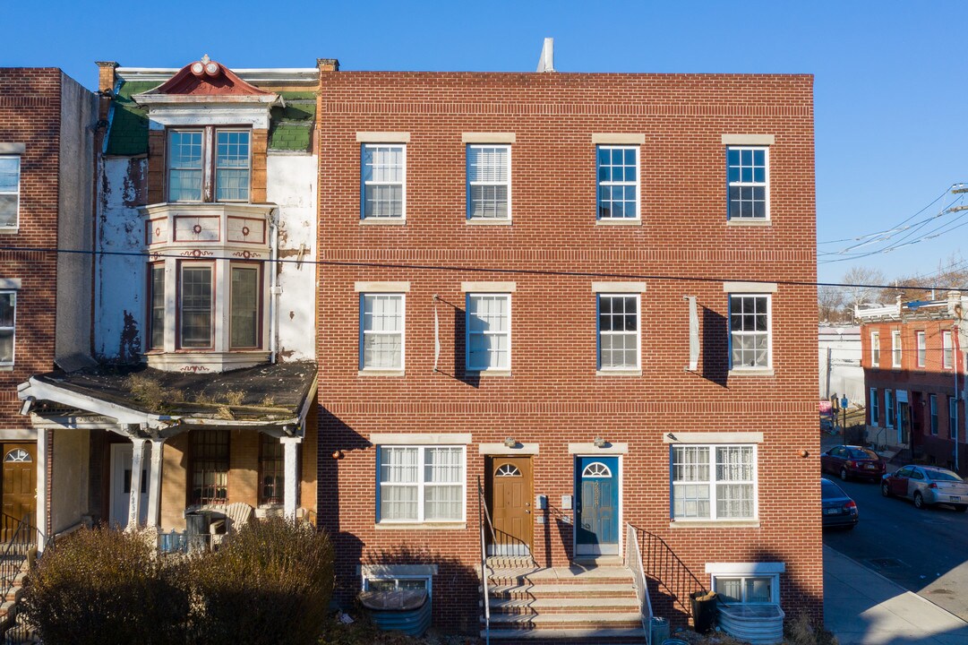 2350 N Park Ave in Philadelphia, PA - Building Photo