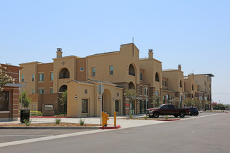 Promenade At Creekside in San Marcos, CA - Building Photo - Building Photo